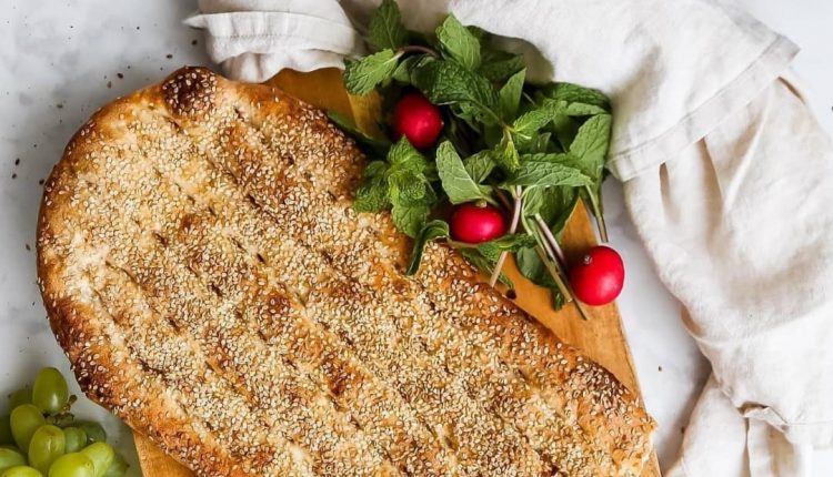 مواد لازم برای تهیه نان بربری