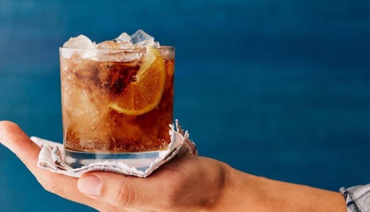 مضرات نوشابه گاز دار