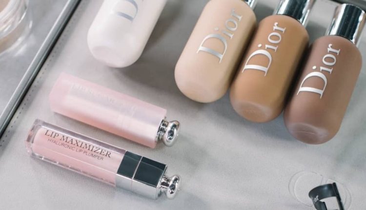 علت ماسیدن کرم پودر