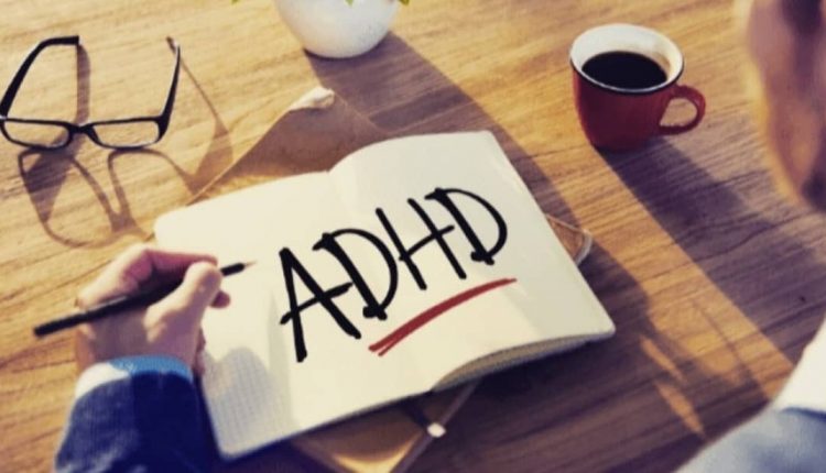 نشانه های اختلال کم توجهی