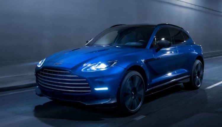 آستون مارتین DBX 707