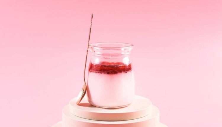 پودینگ توت فرنگی