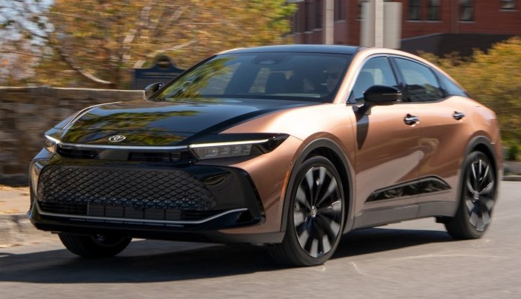 تویوتا کراون 2023